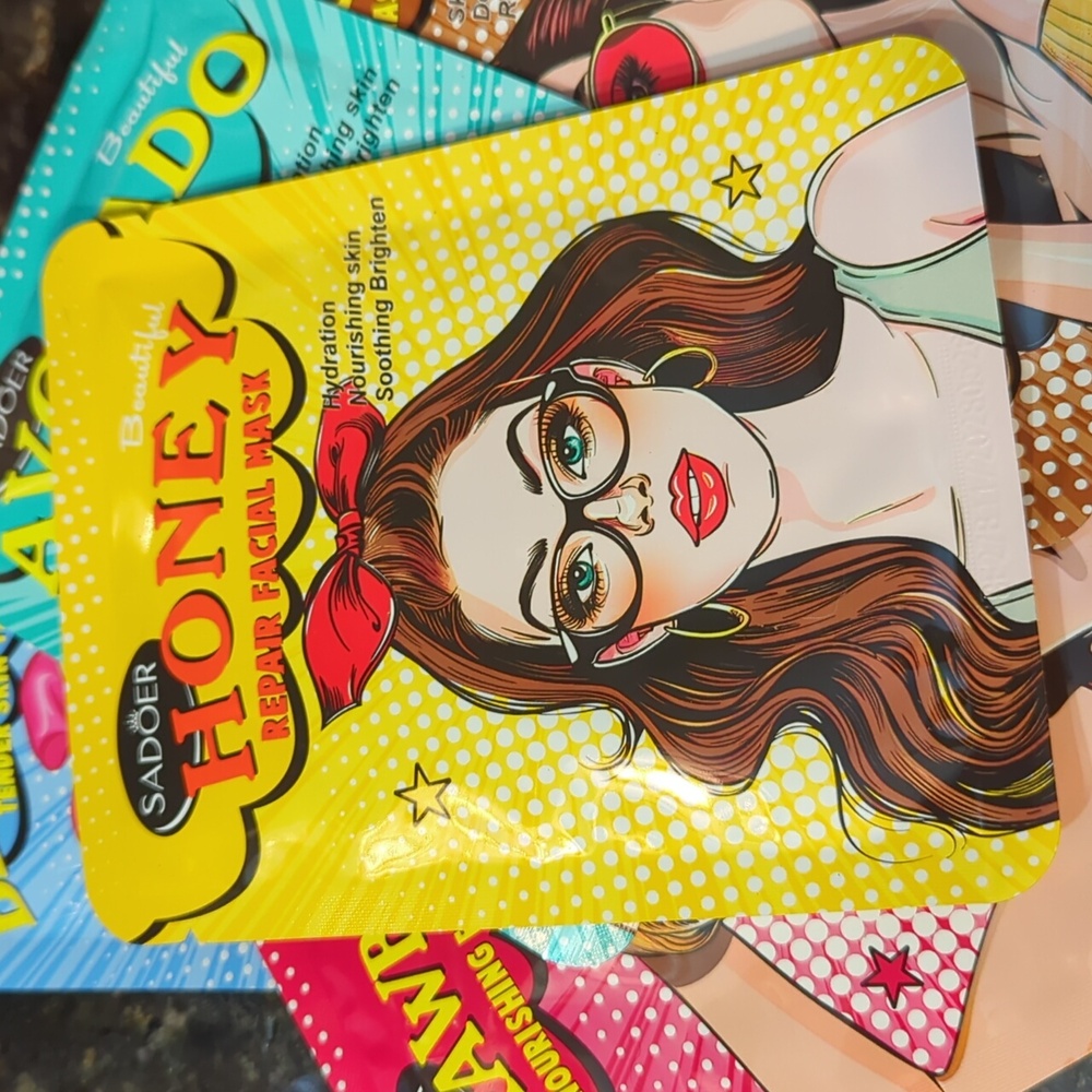 NWT 🌊🌴🌞SADOER🌞🌴🌊 Beauty Facial Masks 💕PIN-UP COLLECTION 😍 Bundle of 5💕 - Picture 8 of 11